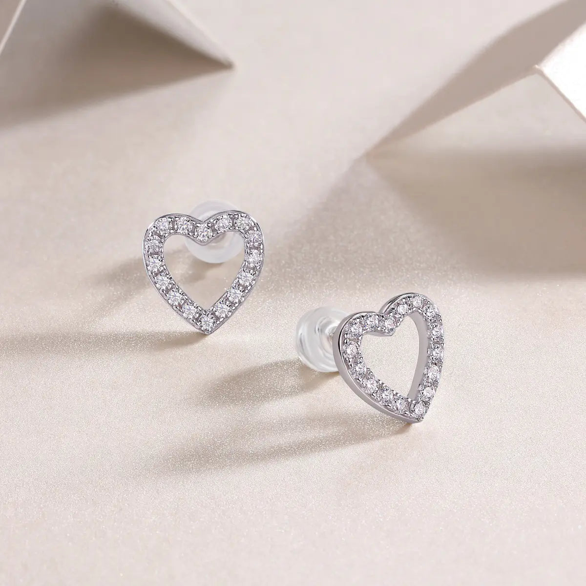 S925 Moissanite Heart Shape Earrings